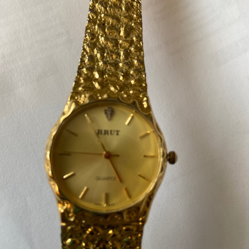 Brut watch